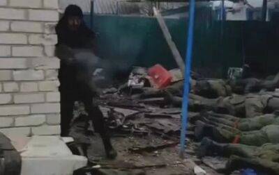 Украина будет расследовать видео с убитыми оккупантами – министр