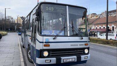 Жители Будапешта простились со знаменитым автобусом