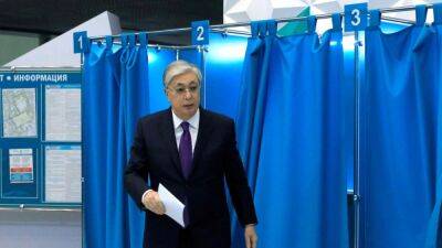 Экзит-полл: Токаев побеждает на выборах президента Казахстана