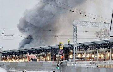 В центре Москвы вспыхнул масштабный пожар