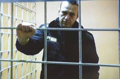 Навальный - Не выдают зимние сапоги: Навальный решил подать в суд на российскую колонию - unn.com.ua - Россия - Украина - Киев