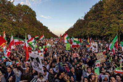 Иран пытается подавить протесты смертными приговорами – активисты