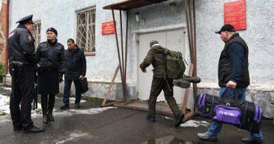 Требовал взятку стиральной машиной: В Москве арестовали полковника из Генштаба РФ, — СМИ