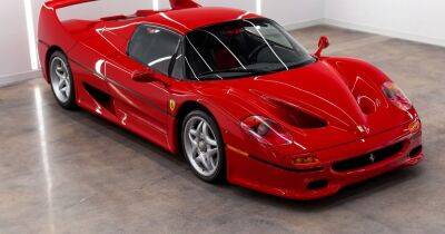 На продажу выставлен редчайший 27-летний суперкар Ferrari в состоянии нового авто (фото)