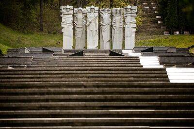 Комитет ООН не разрешил переносить советские скульптуры, но вопрос рассматривается - obzor.lt - Литва - Вильнюс