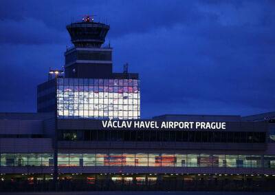 Чехия запретила россиянам аэропортовый транзит без визы