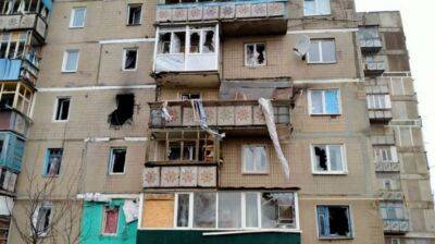 Російські окупанти обстріляли житлові будинки на Донеччині: є поранені