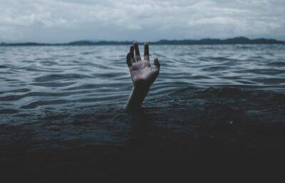 В озере в Западнодвинском округе утонул 49-летний мужчина