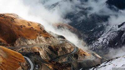 Памирский тракт стал третьим среди самых красивых дорог планеты