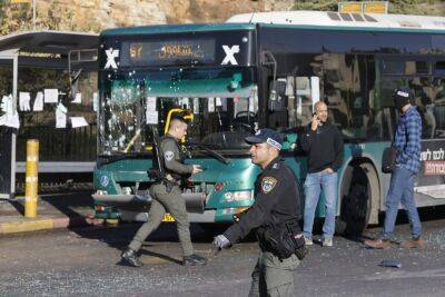 Рассказы свидетелей терактов в Иерусалиме: шок и крики в пострадавшем автобусе