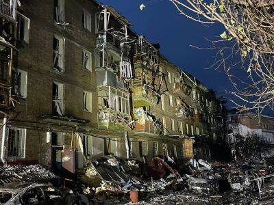 Число жертв ракетного удара по жилой "пятиэтажке" в Вышгороде выросло до пяти– Офис президента