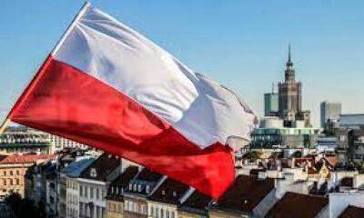 Польша требует установить потолок цены на российскую нефть на уровне $30 за баррель — СМИ