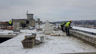 Как восстанавливают разбитые врагом дома в Холодногорском районе (фото)