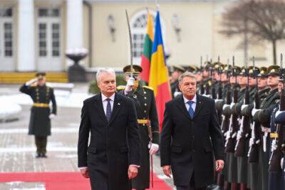 В Литву с официальным визитом прибыл президент Румынии