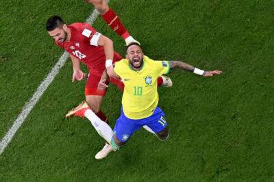Самый красивый гол и травма Неймара: Бразилия победила Сербию на ЧМ-2022