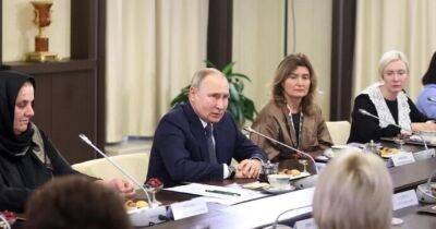 СМИ идентифицировали "матерей военных" на встрече с Путиным: оказались подставными