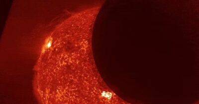 Затмение Солнца Луной. Космический аппарат заснял явление невидимое с Земли (видео)