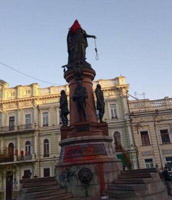 Исполком одобрил снос памятника Екатерине ІІ в Одессе | Новости Одессы