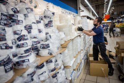 Банк Израиля: цены на одноразовую посуду на 70% выше положенных