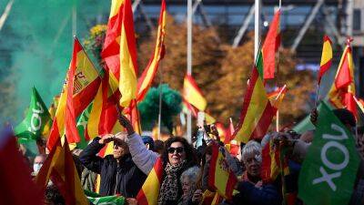 Испанская оппозиция критикует главу правительства