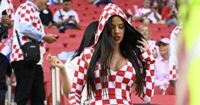 ЧМ в Катаре-2022: хорватская модель Ивана Колл не боится ареста из-за откровенных нарядов (фото)