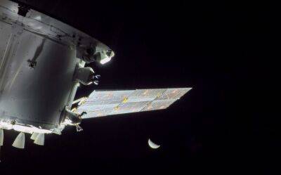 Космический корабль NASA Orion побил рекорд дальности полета Аполлона-13, преодолев почти 402 тысячи километров