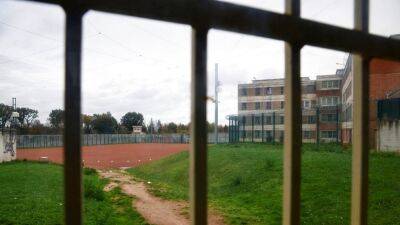 Рекордное число заключенных во Франции
