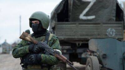 Окупанти перешкоджають виїзду мирного населення та готують мобілізацію на окупованій частині Запорізької області
