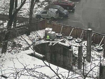 Коли столиця замерзає, Кличко покриває незаконні забудови (ФОТО, ВІДЕО)