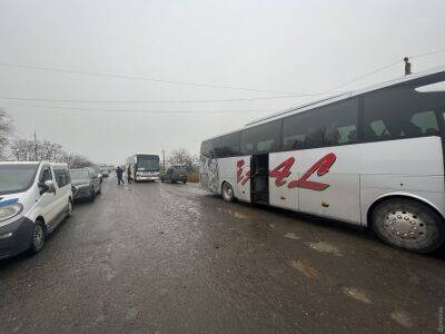 На границе с Молдовой из-за блэкаута застряли сотни пассажиров | Новости Одессы