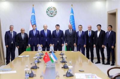 Турки планируют запустить в Узбекистане текстильный комплекс на $250 млн. Здесь будут выпускать военную форму и другую продукцию