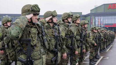 В России хотят вернуть двухлетнюю службу в армии