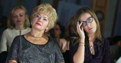 Мать Ксении Собчак прокомментировала бегство дочери