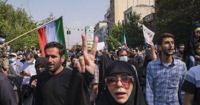 Могут арестовать за "лайк": МИД ФРГ призвало граждан Германии срочно покинуть Иран