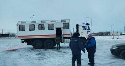 Спасатели Астаны эвакуировали с трассы 32 граждан Таджикистана