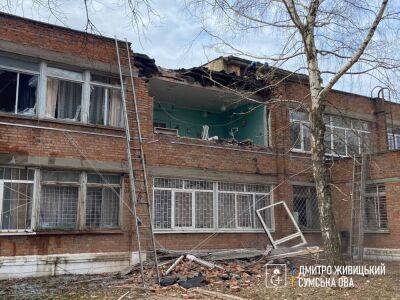 Россия обстреляла Белополье Сумской области, погиб подросток, частично разрушена больница – ОВА