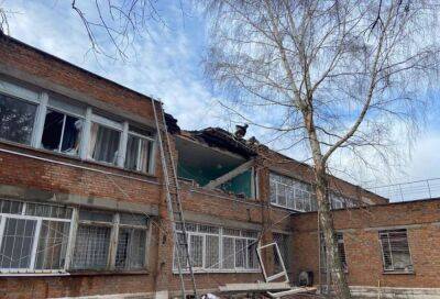 Російські окупанти обстріляли лікарню у Білопіллі на Сумщині: сильні руйнування, загинув підліток