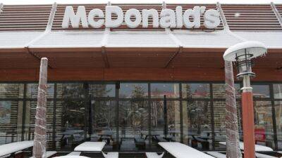 McDonald's в Казахстане закрылся из-за разрыва с поставщиками из России