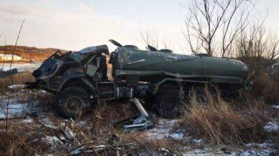 В Приморье опрокинулся КамАЗ, пострадали юные водитель и пассажир