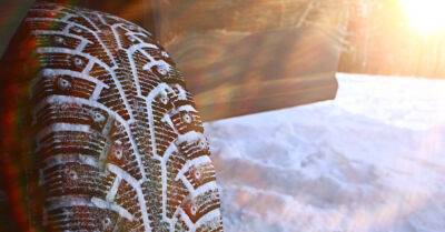 С 1 декабря в Латвии можно ездить только на зимней резине