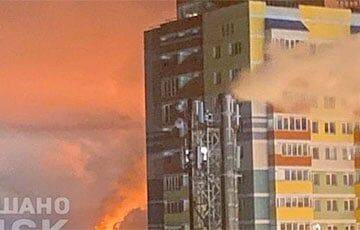 На окраине российского Брянска вспыхнул масштабный пожар