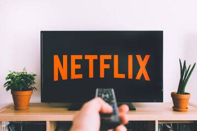 Netflix запустил базовый тариф с рекламой за $6,99 в месяц — но он не работает на Apple TV и Chromecast