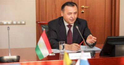 Посол Таджикистана провел переговоры с вице-премьером России