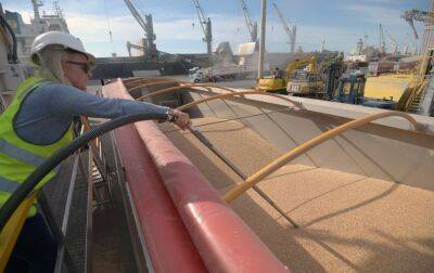 Росія домагається зняття санкцій із держбанку для продовження зернової угоди, - Reuters