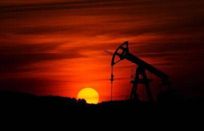 G7 намерена завершить введение предельных цен на российскую нефть в ближайшее время