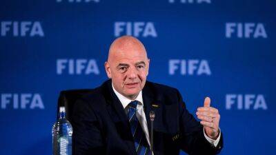 "Сосредоточьтесь на футболе": президент ФИФА проигнорировал призывы отстранить Иран от ЧМ-2022