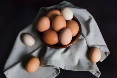 Когда продукты по весу золота: как сварить яйца без трещин