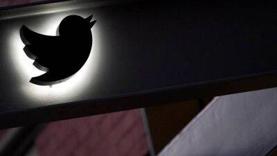 Маск увольняет сотрудников Twitter