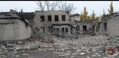 У мережі з'явилося відео зруйнованої будівлі поліклініки у Лисичанську