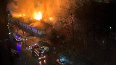 В рф произошел пожар в развлекательном центре, погибли 15 человек